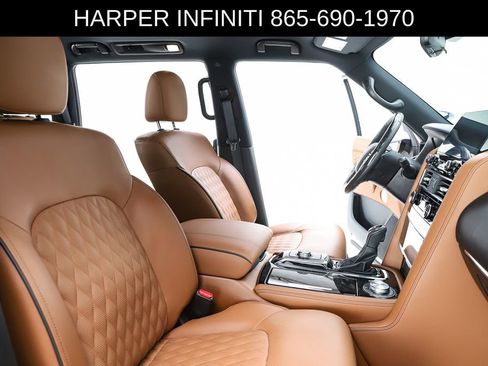Used 2024 INFINITI QX80 Sensory w/ All-Season Package AWD/4WD image 73