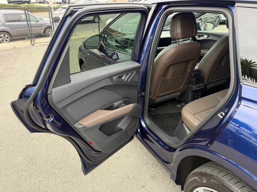 Used 2023 Audi Q4 e-tron Prestige w/ Black Optic Package AWD/4WD image 40