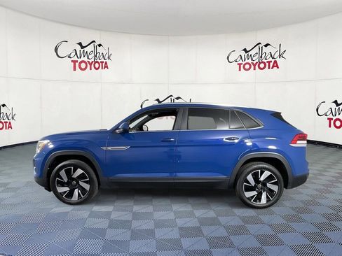 Used 2025 Volkswagen Atlas Cross Sport SE FWD image 4
