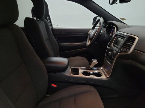 Used 2017 Jeep Grand Cherokee Laredo w/ Quick Order Package 23E image 21