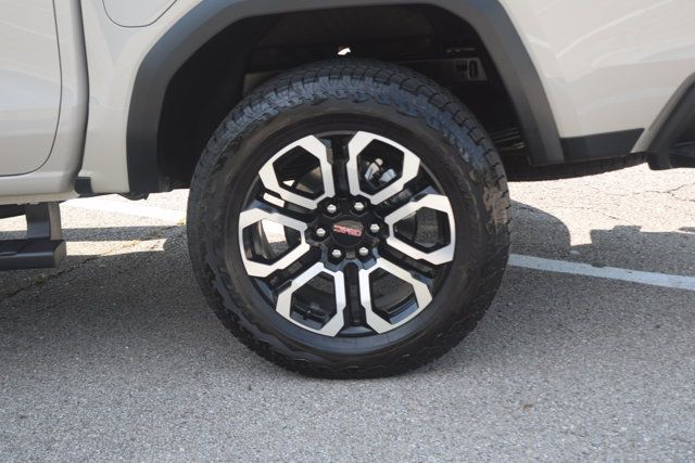 Used 2026 GMC Canyon AT4 w/ Technology Plus Package AWD/4WD image 30