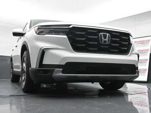 Used 2024 Honda Pilot EX-L image 19