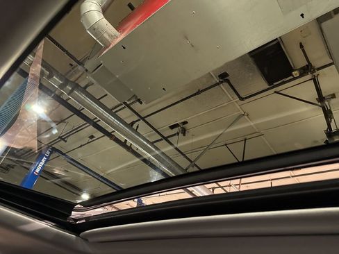 Used 2016 GMC Yukon XL Denali w/ Open Road Package image 33