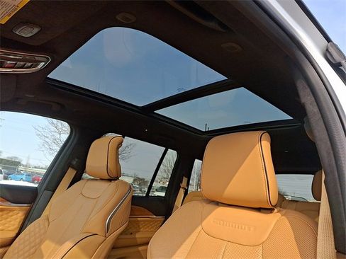 Used 2025 Jeep Grand Cherokee Summit w/ Adv Protech Group IV image 14