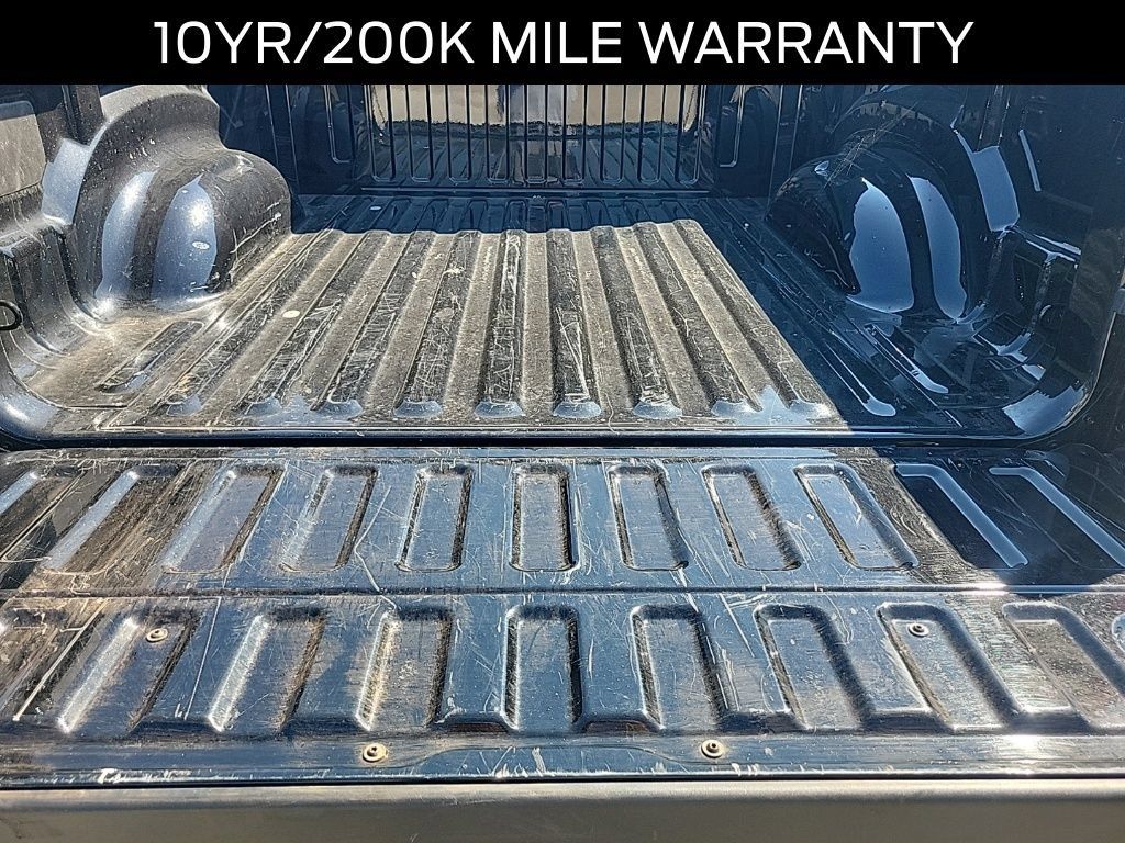 Used 2025 RAM 1500 Big Horn AWD/4WD image 6