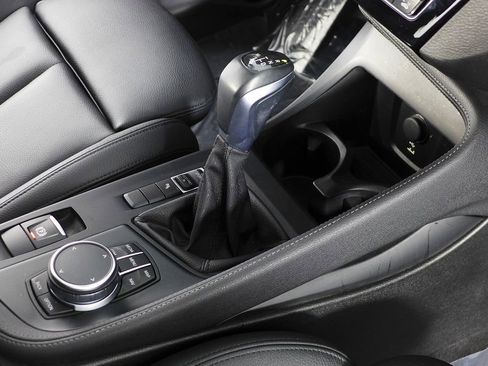 Used 2019 BMW X2 sDrive28i image 15