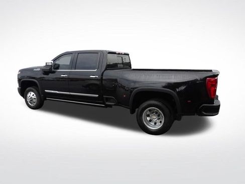 Used 2025 Chevrolet Silverado 3500 High Country w/ High Country Premium Package AWD/4WD image 12