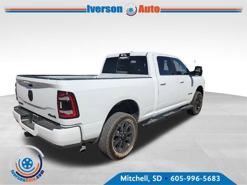 Used 2024 RAM 2500 Big Horn w/ Night Edition AWD/4WD image 5