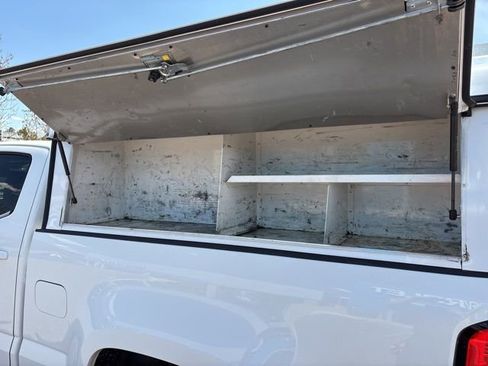 Used 2016 Chevrolet Colorado W/T w/ WT Convenience Package AWD/4WD image 8