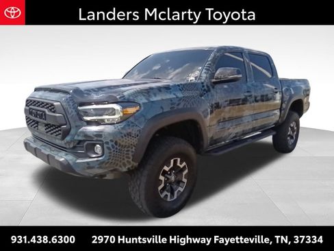 Used 2022 Toyota Tacoma TRD Off-Road AWD/4WD image 7