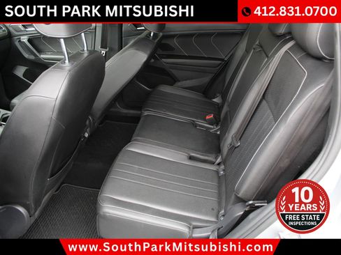 Used 2023 Volkswagen Tiguan SE R-Line image 14