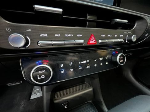 Used 2026 Hyundai Palisade Calligraphy AWD/4WD image 28