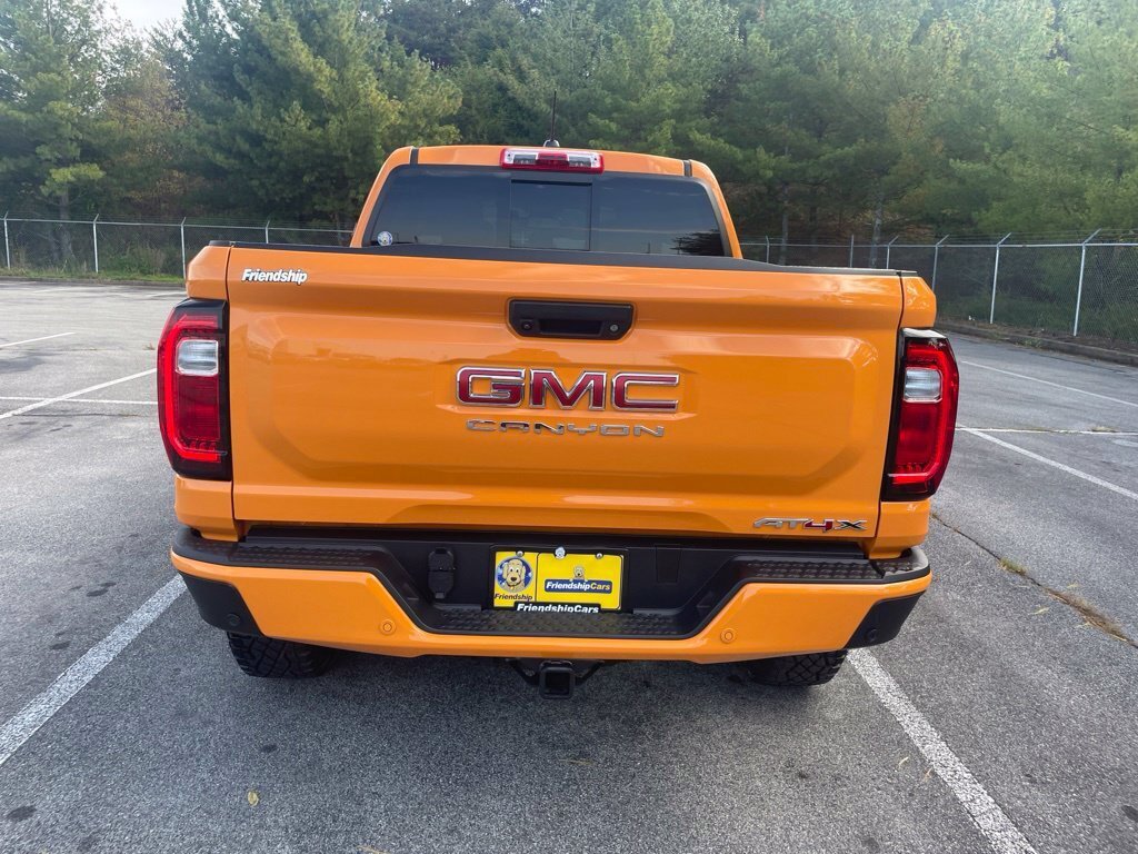 Used 2026 GMC Canyon AT4X AWD/4WD image 4