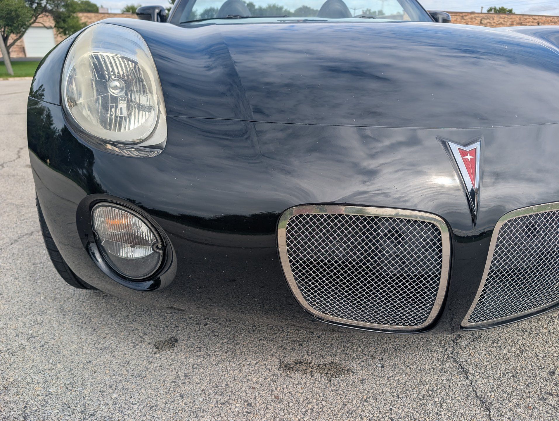 Used 2006 Pontiac Solstice Convertible w/ Premium Package RWD image 52