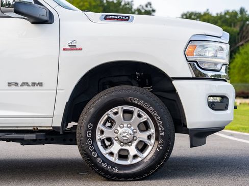 Used 2024 RAM 2500 Laramie w/ Safety Group AWD/4WD image 9