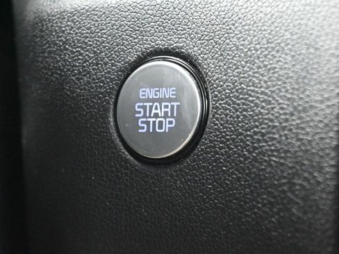 Used 2023 Kia Sorento S w/ Panoramic Sunroof Package FWD image 17