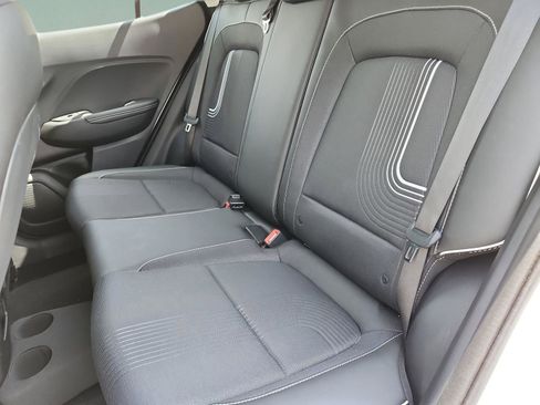 Certified 2026 Hyundai Venue SEL FWD image 28