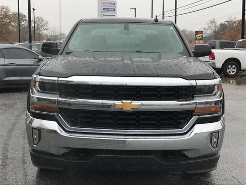Used 2018 Chevrolet Silverado 1500 LT w/ All Star Edition AWD/4WD image 3