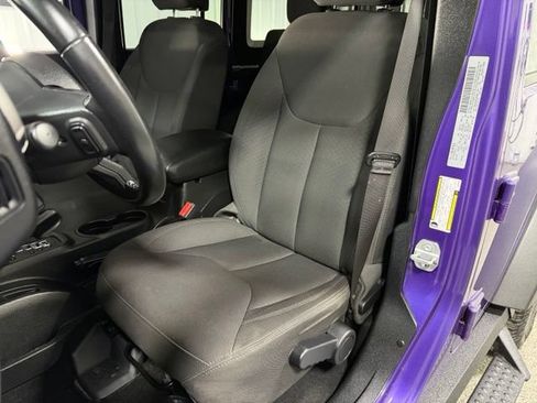 Used 2017 Jeep Wrangler Unlimited Sport w/ Quick Order Package 24S AWD/4WD image 18