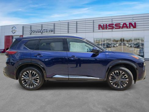 New 2026 Nissan Rogue Platinum AWD/4WD image 5