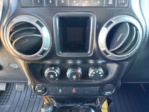 Used 2012 Jeep Wrangler Sport image 22