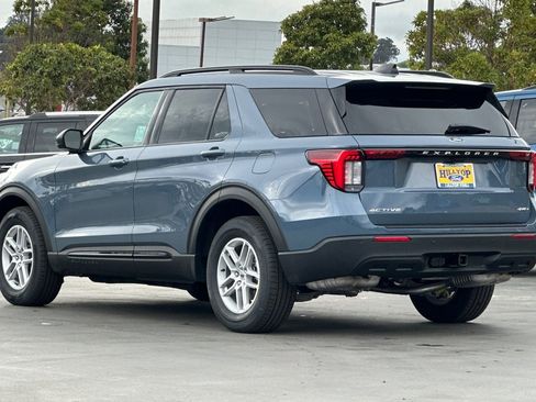 New 2026 Ford Explorer Active image 13