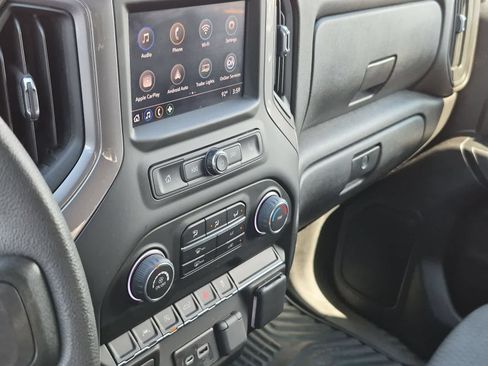 Used 2022 Chevrolet Silverado 1500 Custom AWD/4WD image 26