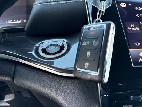 Used 2022 Jeep Grand Cherokee Altitude image 41