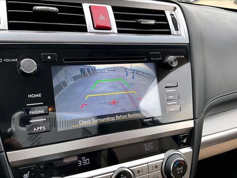 Used 2017 Subaru Outback 2.5i Premium image 26