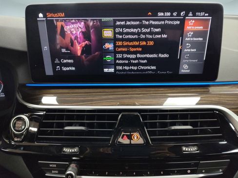 Certified 2023 BMW 530i xDrive w/ M Sport Package image 20