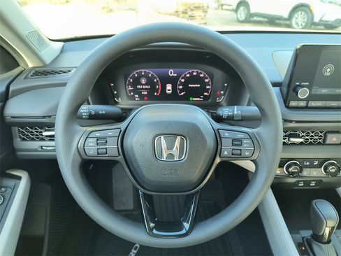 New 2025 Honda Accord SE image 7