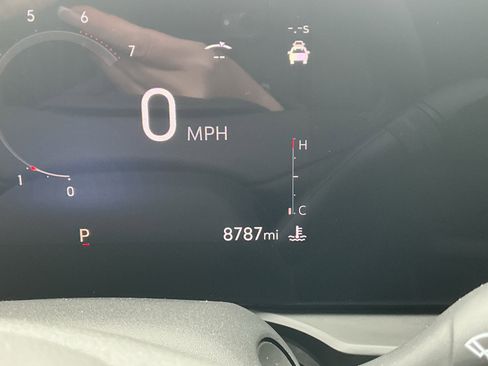 Used 2024 Buick Envista Sport Touring w/ Convenience I Package image 23