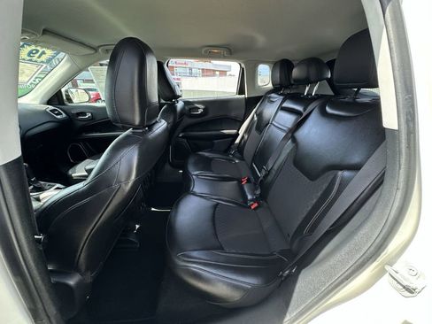 Used 2019 Jeep Compass Latitude w/ Popular Equipment Group image 31