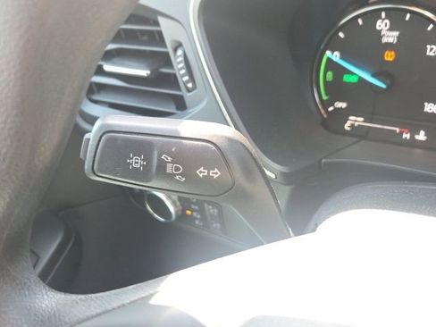Certified 2022 Ford Escape SE AWD/4WD image 41