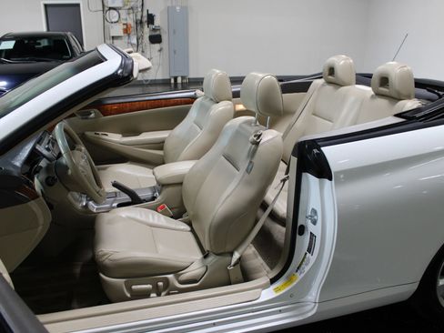 Used 2007 Toyota Solara SLE FWD image 25