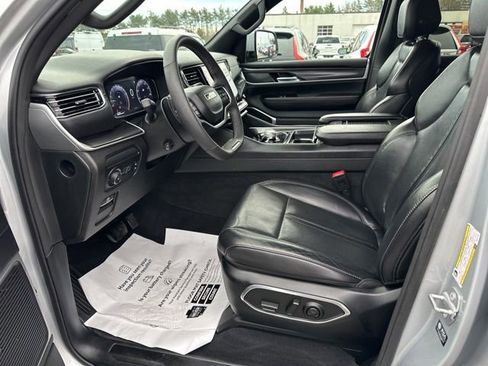 Used 2022 Jeep Wagoneer Series I image 14