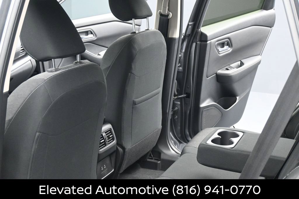 Certified 2026 Nissan Rogue SV AWD/4WD image 17