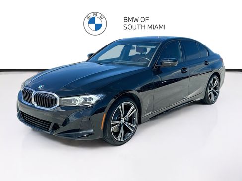 Used 2023 BMW 330i Sedan w/ Driving Assistance Package RWD image 3