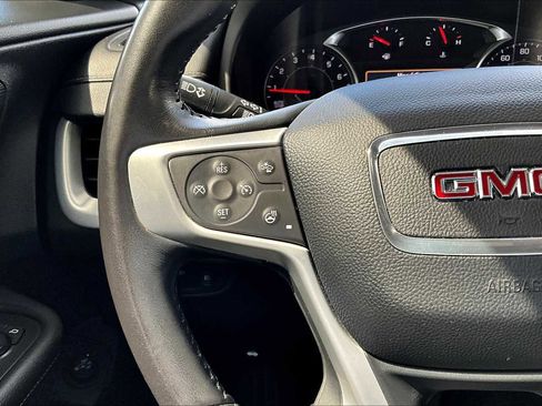 Used 2022 GMC Terrain SLT w/ Elevation Edition image 23