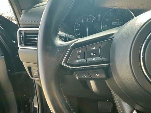 Used 2022 MAZDA CX-5 Signature image 17