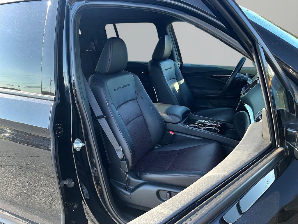 Certified 2024 Honda Ridgeline Black Edition image 30