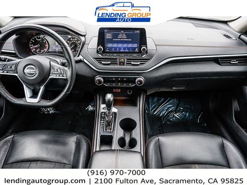Used 2022 Nissan Altima 2.5 SR image 10