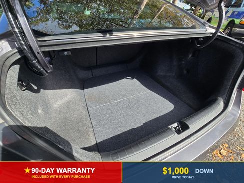 Used 2019 Honda Accord EX image 33