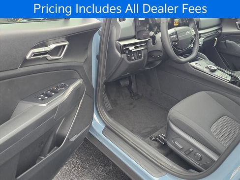 New 2026 Kia Sportage S AWD/4WD image 9