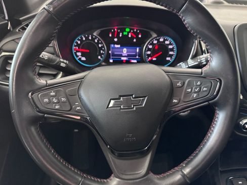 Used 2022 Chevrolet Equinox RS AWD/4WD image 11