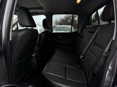 Used 2023 Honda Ridgeline RTL-E image 17