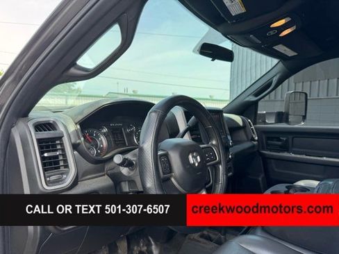 Used 2021 RAM 2500 Tradesman w/ Chrome Appearance Group AWD/4WD image 8