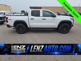 Used 2024 Chevrolet Colorado Trail Boss w/ Advanced Trailering Package AWD/4WD video 1