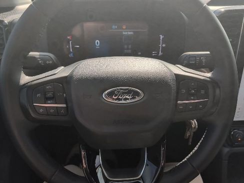 Used 2024 Ford Ranger XLT w/ FX4 Off-Road Package image 16