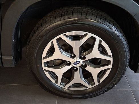 Certified 2023 Subaru Forester Premium image 8